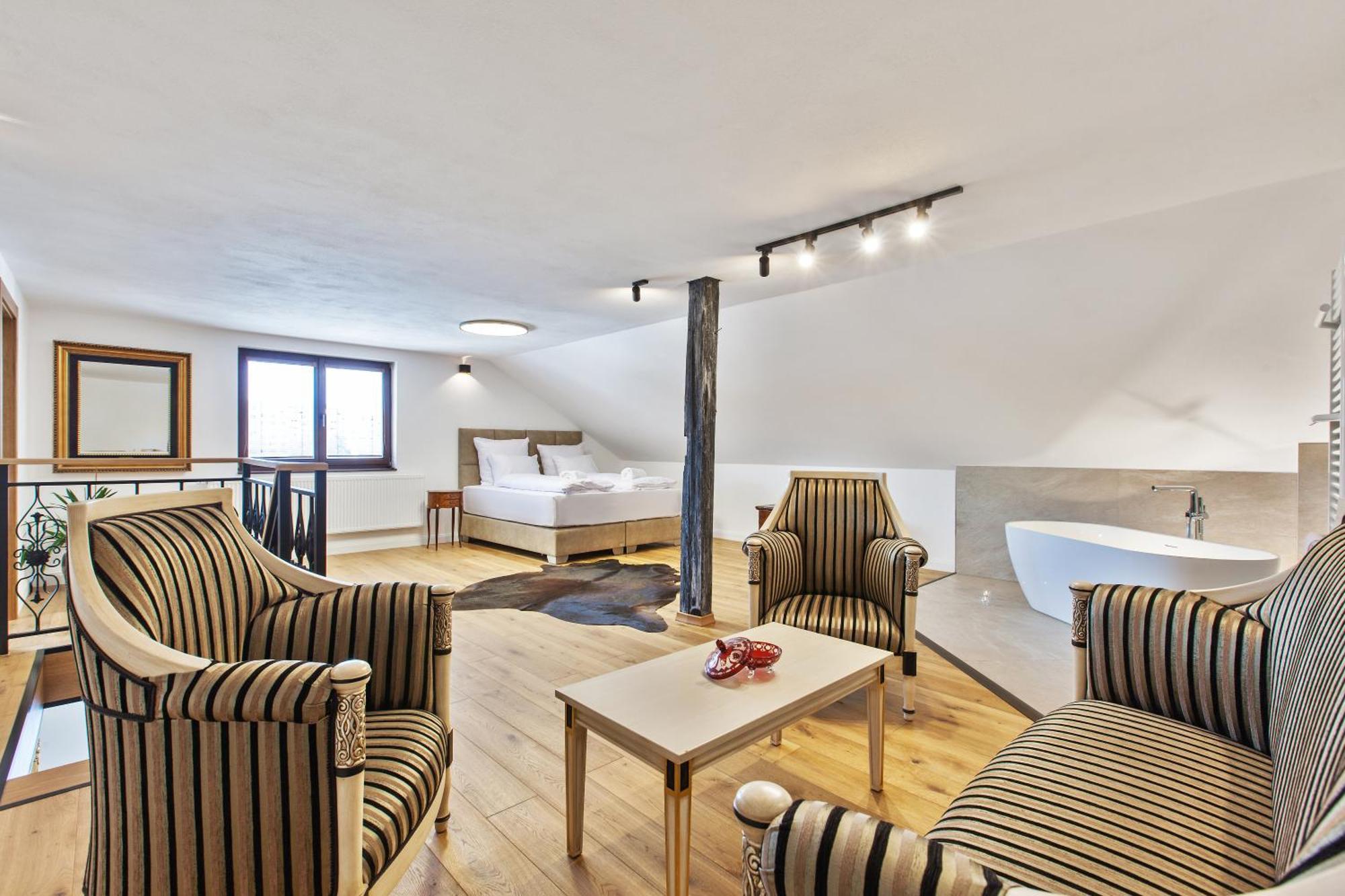 Brezno Central Apartments Luaran gambar