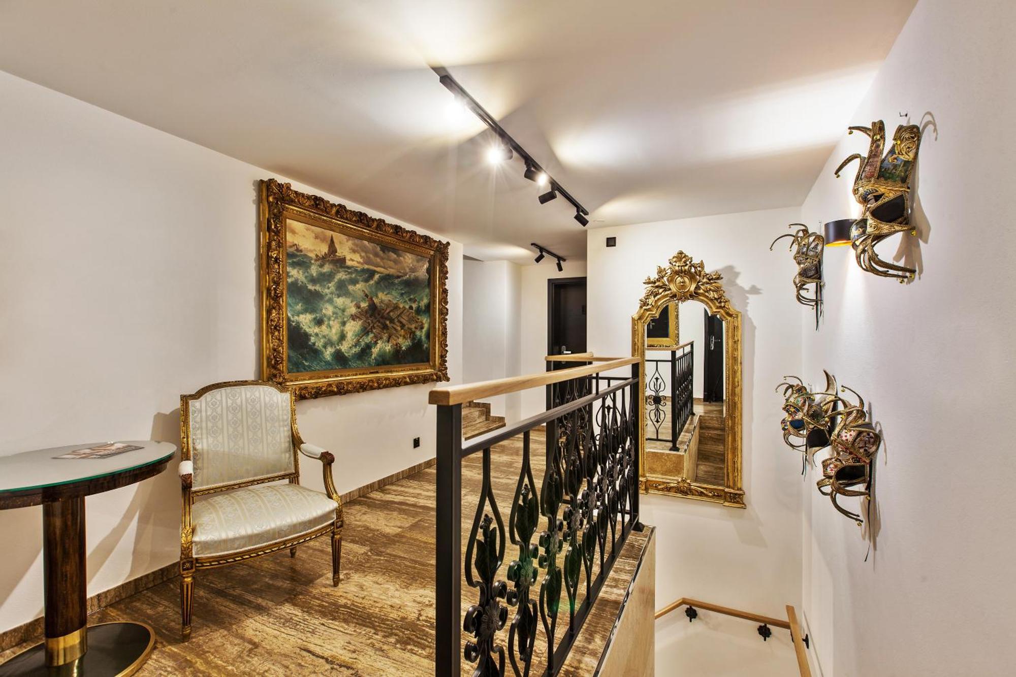 Brezno Central Apartments Luaran gambar